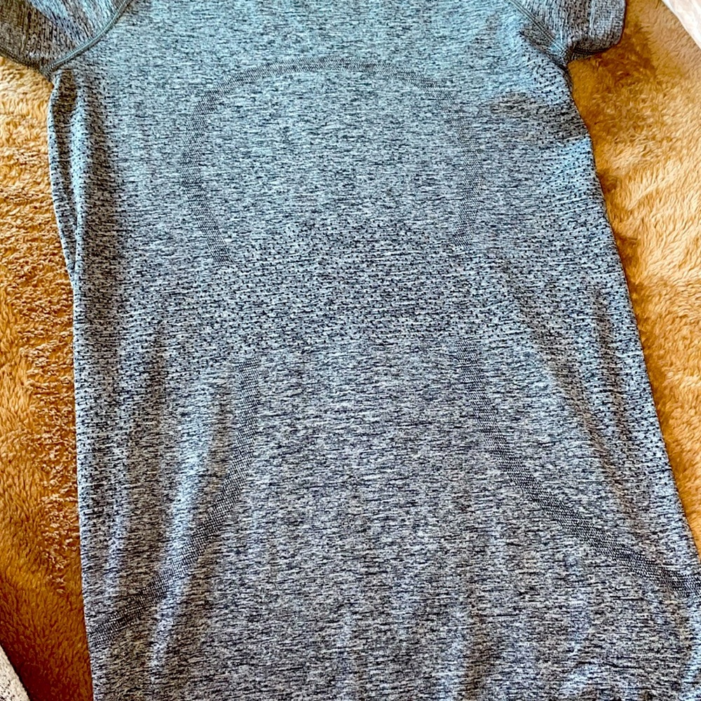 Lululemon Shirt, Size 2